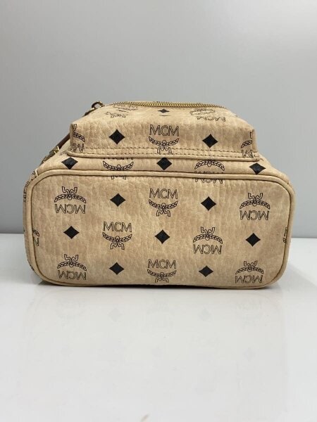 MCM/エムシーエム/リュック/レザー/BEG/総柄/セカスト/中古/ MCM(エムシーエム) / リュック/レザー/BEG/総柄 | 中古品の販売・通販