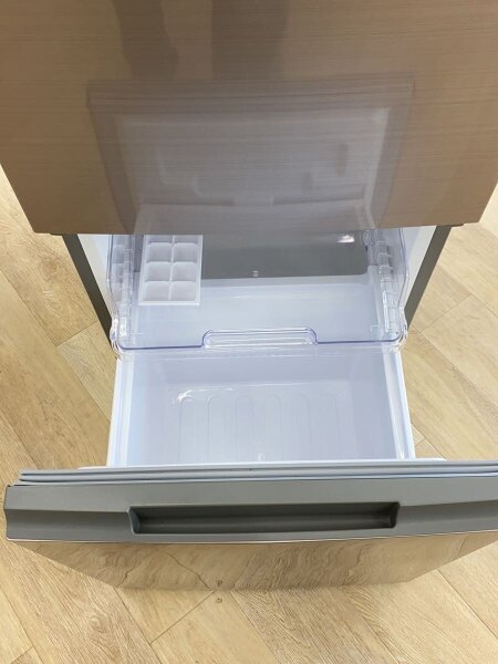 SHARP(シャープ) / 冷蔵庫/sj-d18hj-n// | 中古品の販売・通販なら