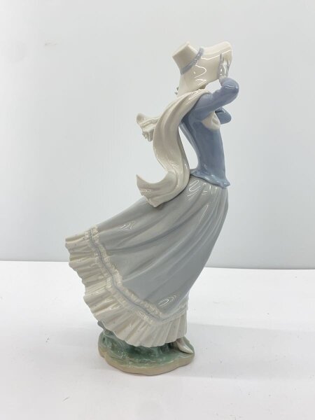 Lladro(リヤドロ) / 春のそよ風/インテリア雑貨/WHT// | 中古品の販売 
