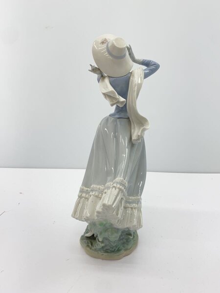 Lladro(リヤドロ) / 春のそよ風/インテリア雑貨/WHT// | 中古品の販売 
