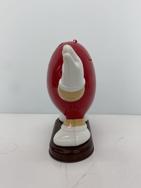 M&M