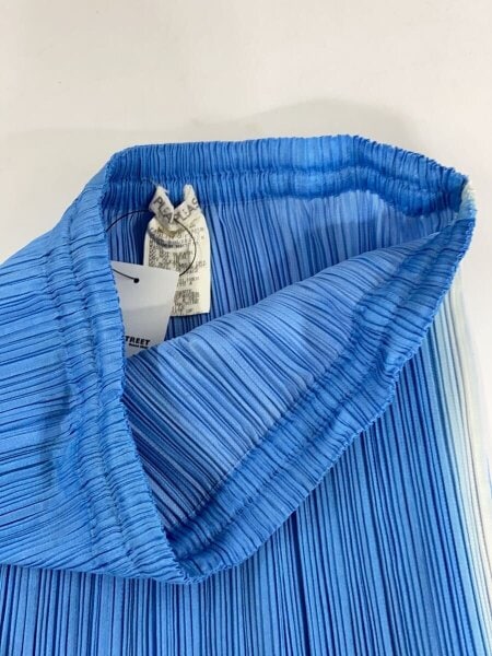 PLEATS PLEASE ISSEY MIYAKE(プリーツプリーズイッセイミヤケ