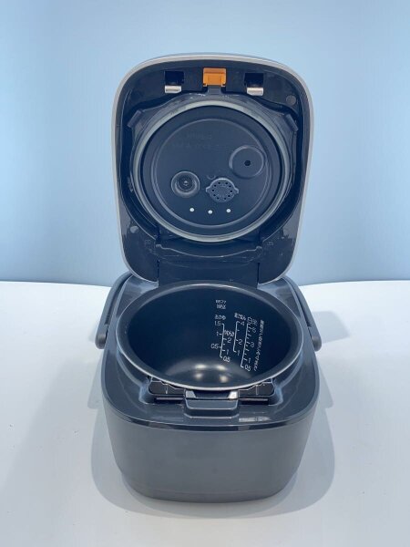 ZOJIRUSHI(ゾウジルシ) / 炊飯器 NW-PT10-BZ// | 中古品の販売・通販
