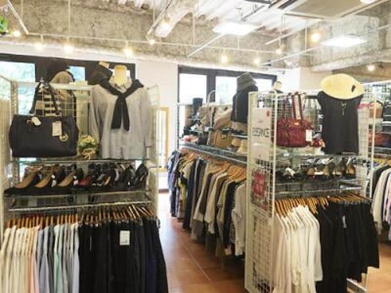 セカンドストリート 千種駅南店 衣類 家具 家電等の買取と販売ならセカンドストリート