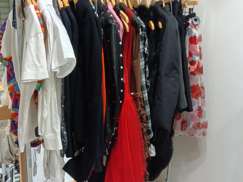 セカンドストリート 新宿2号店｜洋服(古着)・家具・家電等の買取と販売