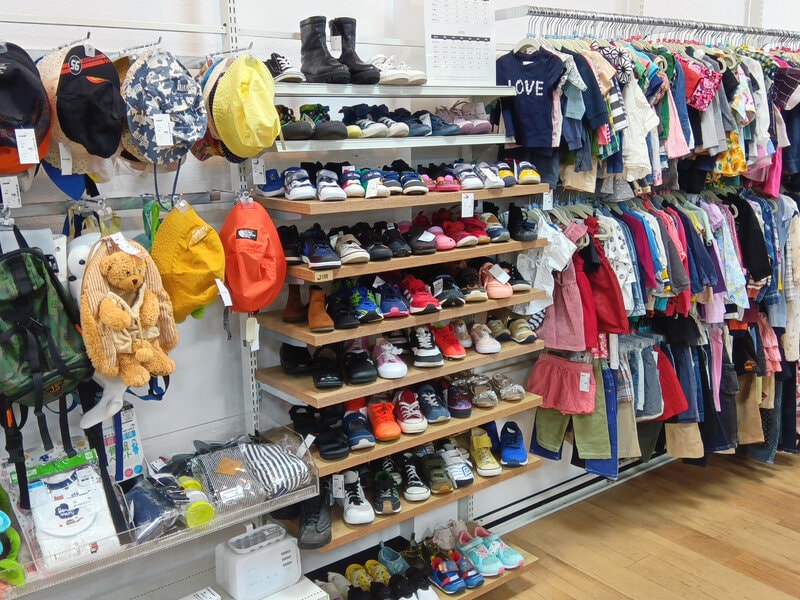 セカンドストリート 津嘉山店｜洋服(古着)・家具・家電等の買取と販売