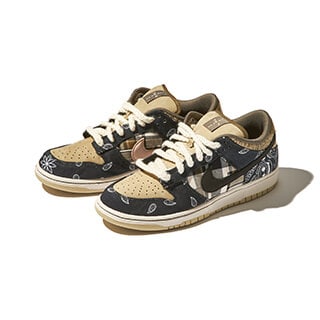 画像：NIKE ×Travis Scott  Dunk Low CT5053-001