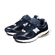 画像：new balance M2002R