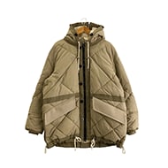 画像：PADDED BLOUSON